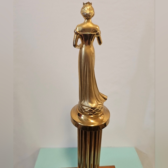 1965 Official Miss America Pageant Trophy 🏆 - Picture 5 of 9